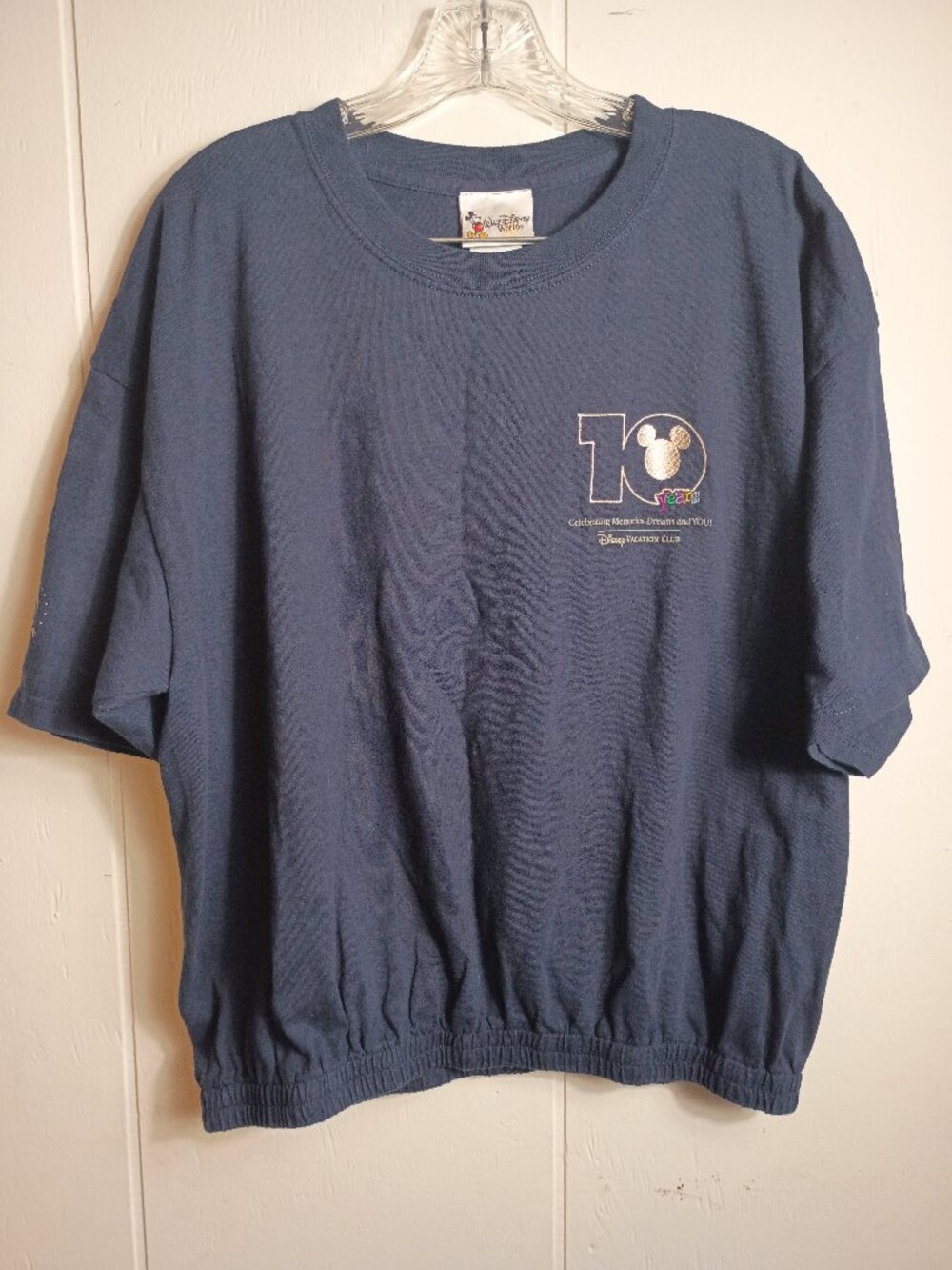 VTG Disney Vacation Club 10 Year Anniversary Tee Shirt Womens XL Hemmed Petite